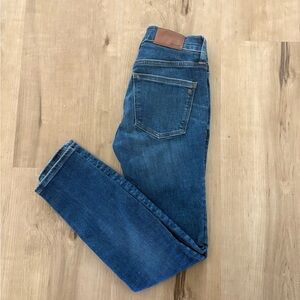 Madewell Women's 8” Blue Skinny Jeans 24P